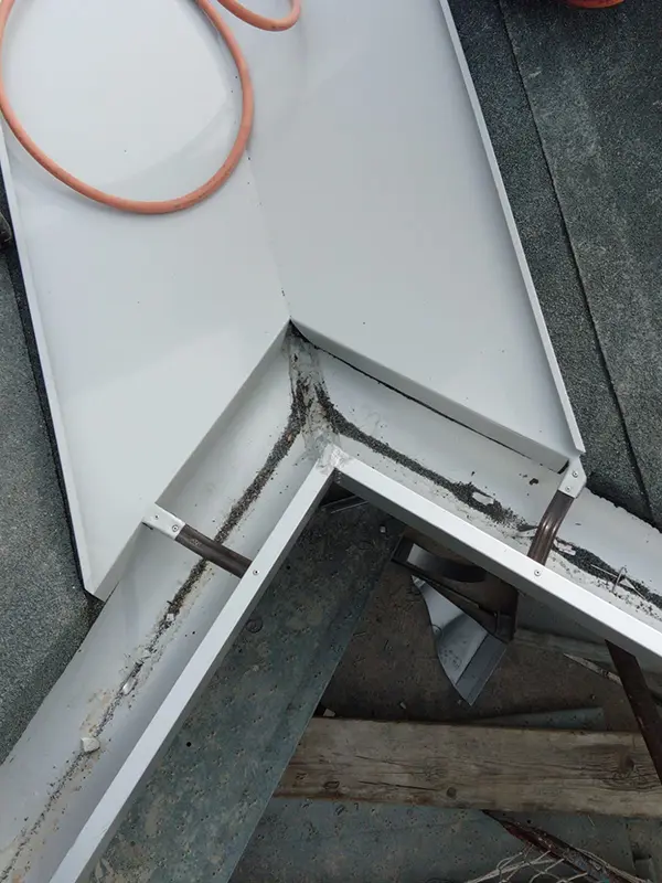 sisco-srl-rimozione-amianto-e-rifacimento-coperture-a-varese